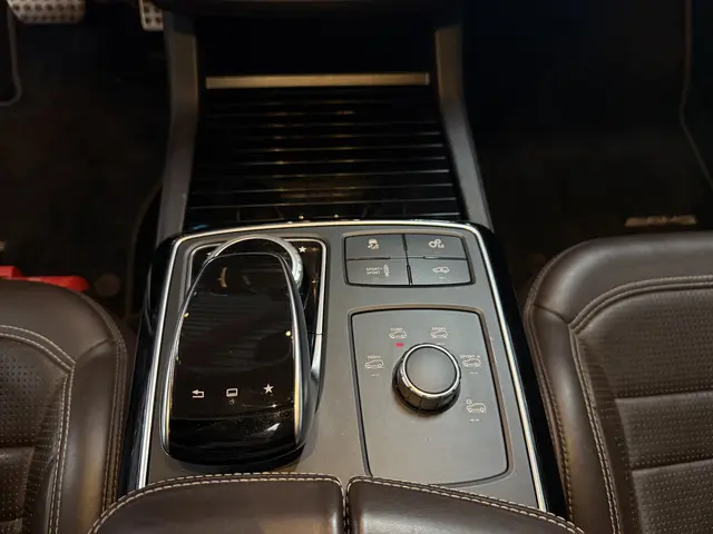 Mercedes-Benz GLE AMG 63 4MATIC 2016 Benzine 19