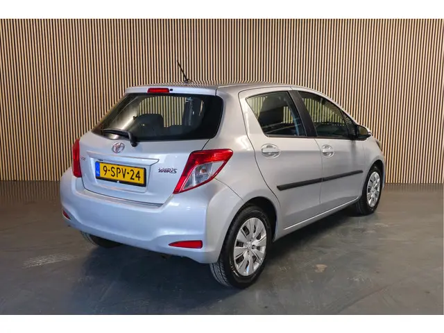 Toyota Yaris 1.3 VVT-i Aspiration 2013 Benzine 8
