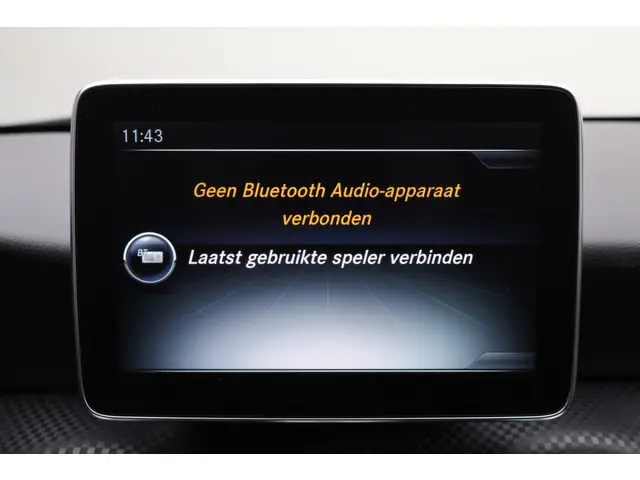 Mercedes-Benz A-Klasse 180 Ambition AMG 2016 Benzine 36