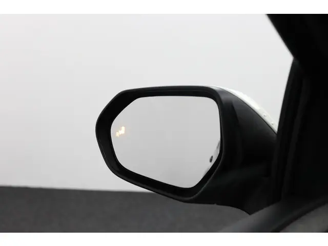 Toyota Yaris 1.5 Hybrid Executive 2020 Hybride Benzine 40