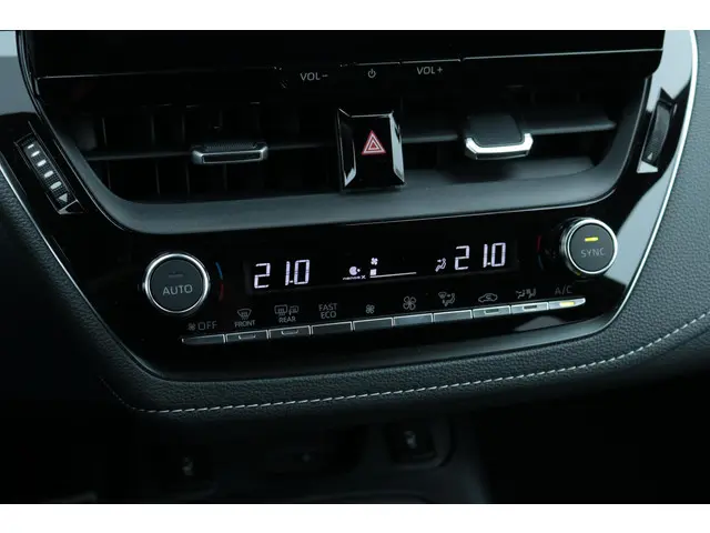 Toyota Corolla Hybrid 140 Dynamic 2025 Hybride Benzine 25