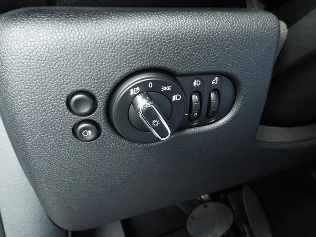 MINI 3-Deurs One 2021 Benzine 17