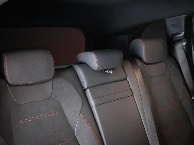Mercedes-Benz EQB 250+ AMG Line 2024 Elektrisch 50