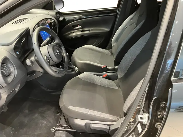 Toyota Aygo X 1.0 VVT-i MT Play 2025 Benzine 15