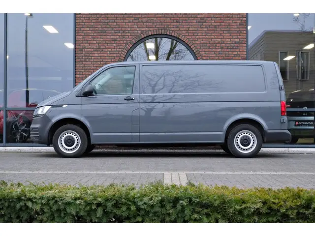 Volkswagen Transporter 2