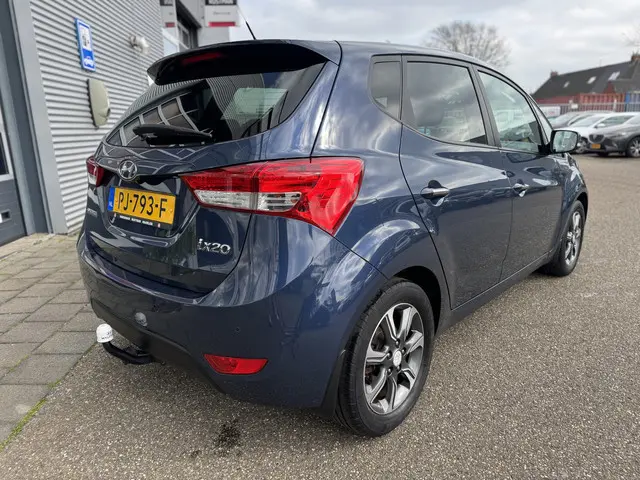 Hyundai ix20 1.4i Go! 2018 Benzine 10