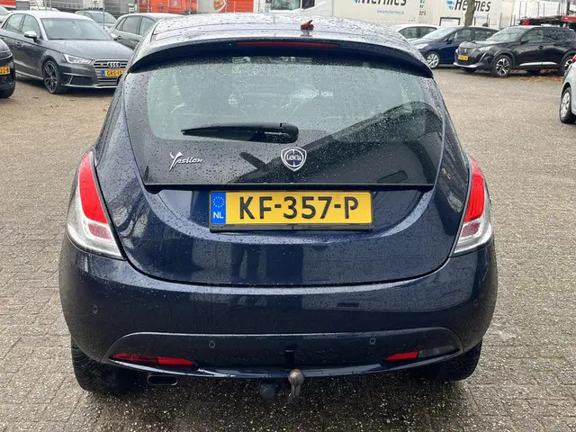 Lancia Ypsilon 0.9 TwinAir Gold 2016 Benzine 7