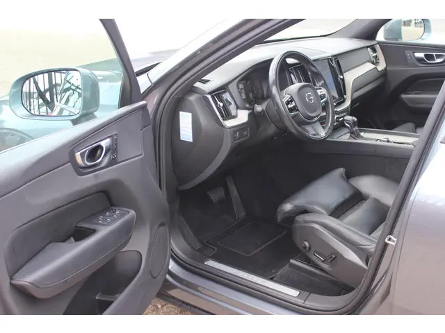Volvo XC60 2.0 T5 AWD Inscription 2017 Benzine 14