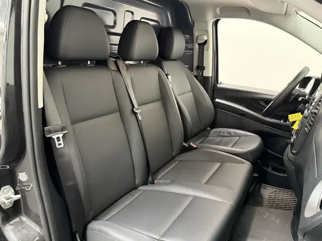 Mercedes-Benz Vito 114 CDI Lang 2024 Diesel 18