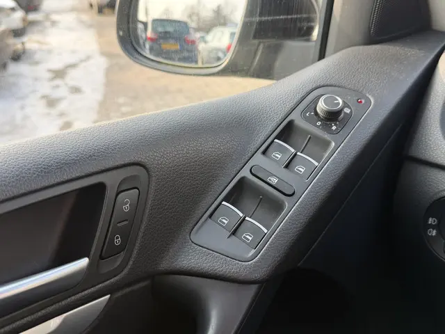 Volkswagen Tiguan 1.4 TSI R-Line Edition 2015 Benzine 16