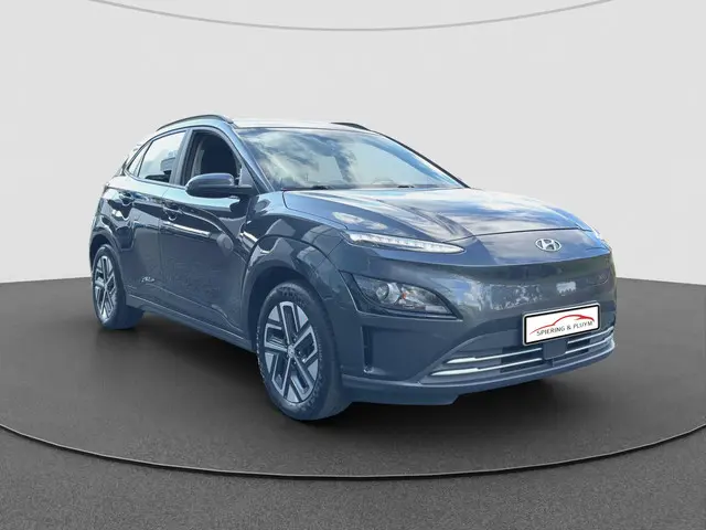 Hyundai Kona EV Comfort 64 kWh 2022 Elektrisch 24