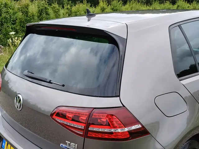 Volkswagen Golf 1.0 TSI Connected Series 2016 Benzine 18