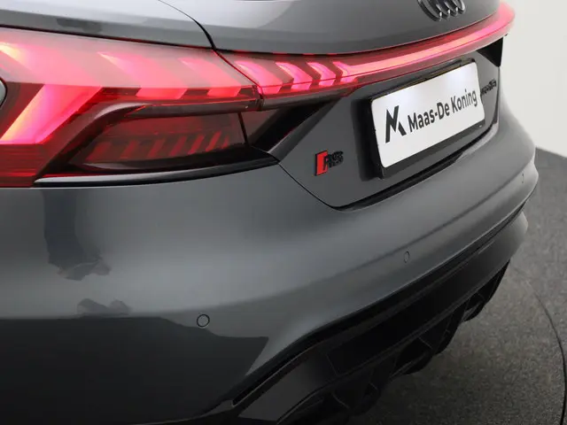 Audi e-tron GT RS 93 kWh 440kW/598pk 2023 Elektrisch 38