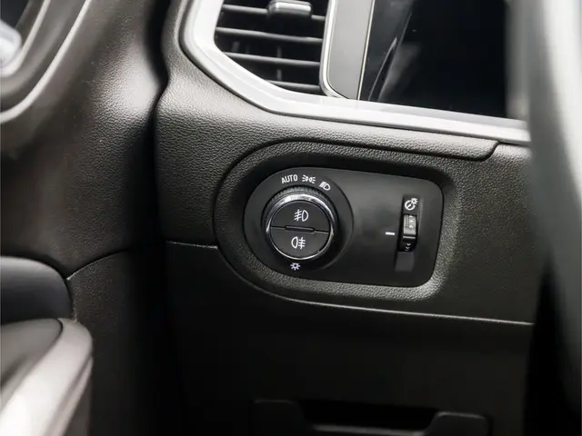 Opel Grandland 1.2 Turbo Elegance Sport 2022 Benzine 21