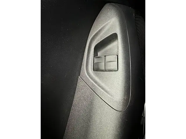 Peugeot 108 1.0 e-VTi 2014 Benzine 12