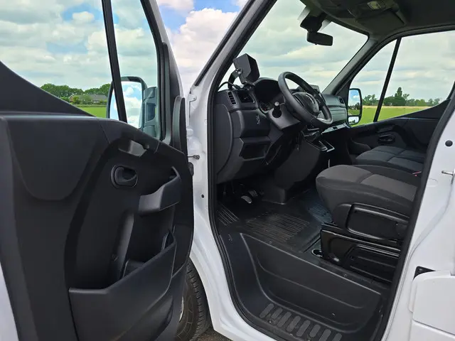 Renault Master T35 2.3 dCi Lowliner 2022 Diesel 16