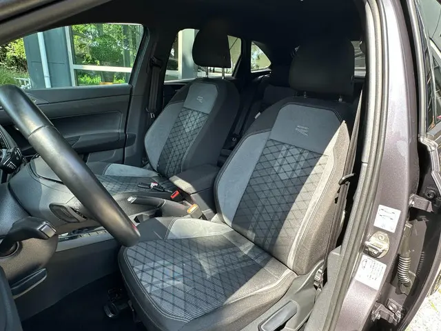 Volkswagen Taigo 1.0 TSI R-Line automaat 2024 Benzine 20