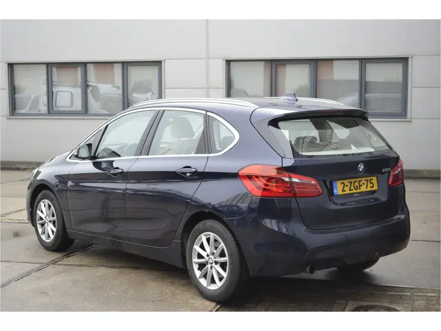 BMW 2 Serie Active Tourer 218i Executive 2015 Benzine 4
