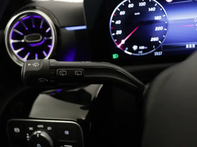 Mercedes-Benz A-Klasse 200 AMG Line 2024 Benzine 18