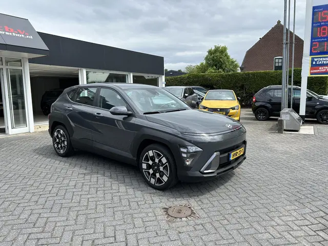 Hyundai Kona 1.6 GDI HEV Comfort 2024 Hybride Benzine 2