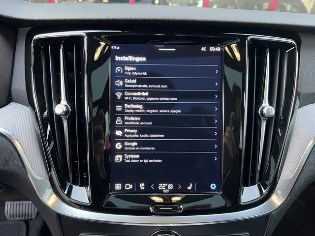 Volvo V60 2.0 B3 Plus Dark 2022 Hybride Benzine 28