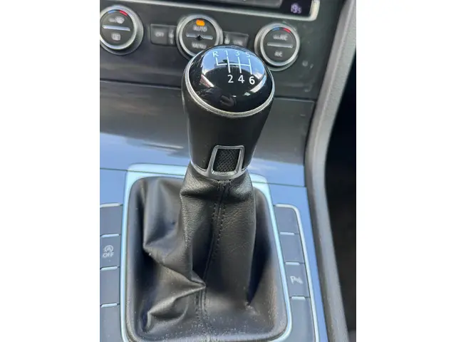Volkswagen Golf 1.0 TSI Comfortline 2020 Benzine 20