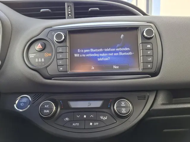 Toyota Yaris 1.5 Hybrid 2017 Hybride Benzine 22