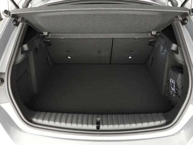 BMW 1 Serie 120 2024 Benzine 9