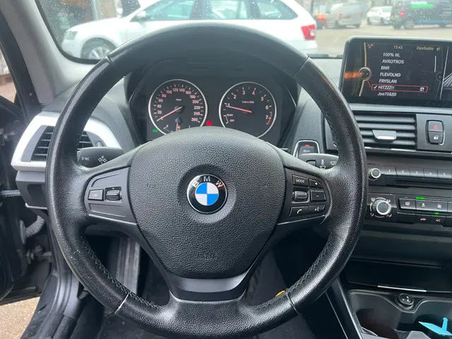 BMW 1 Serie 114i Business+ | Navi + Airco 2012 Benzine 14
