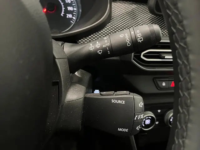 Dacia Jogger 1.0 TCe 110 Extreme 7p. 2023 Benzine 22