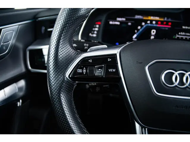 Audi A6 Avant 55 TFSI 2022 Benzine 33