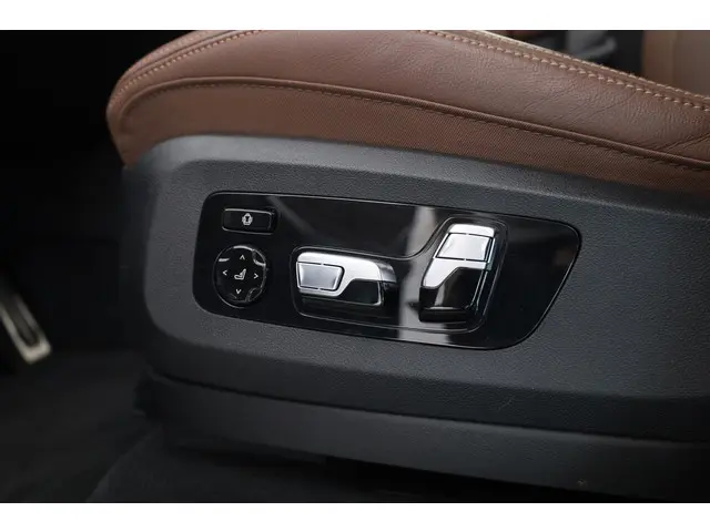 BMW X5 xDrive45e M Sport 2022 Hybride Benzine 12