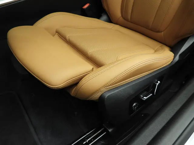 BMW 2 Serie Coupe 230i 2024 Benzine 14