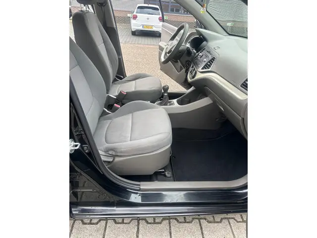 Kia Picanto 1.0 CVVT 2012 Benzine 15
