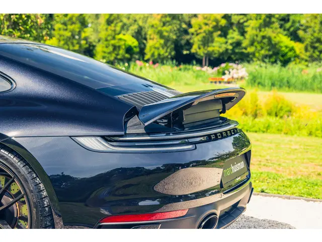 Porsche 911 3.0 Carrera GTS 2022 Benzine 107