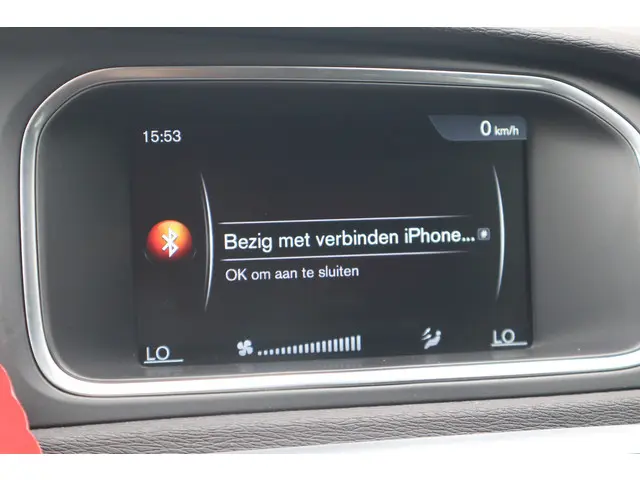 Volvo V40 Cross Country 1.5 T3 Momentum 2015 Benzine 22