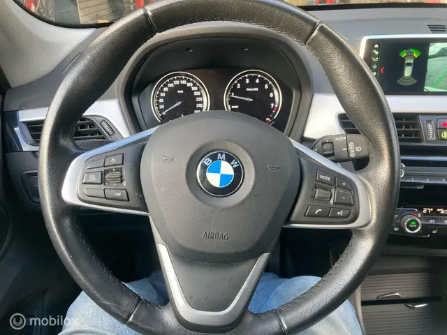 BMW X1 20i High Executive leder aut camera 2018 Benzine 29