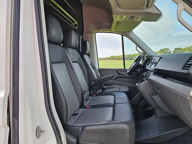 Volkswagen Crafter 35 2.0 2023 Diesel 7