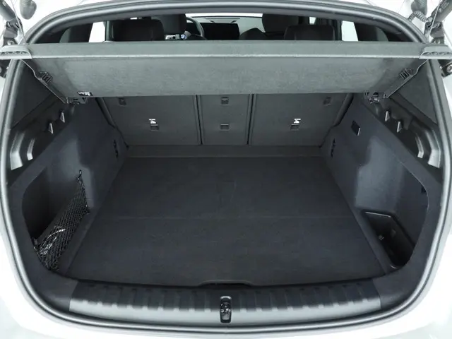 BMW iX1 eDrive20 2025 Elektrisch 10