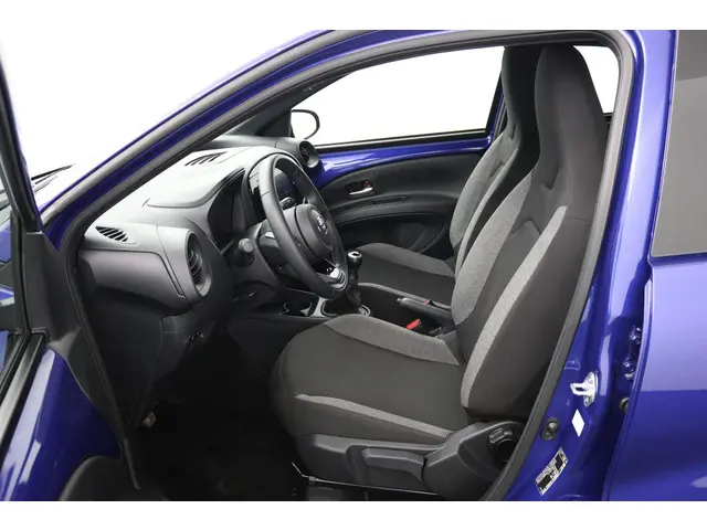 Toyota Aygo X 1.0 VVT-i MT Play 2024 Benzine 17