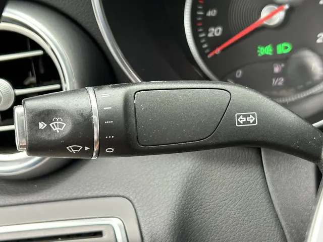 Mercedes-Benz C-Klasse Coupé 180 Ambition 2018 Benzine 26