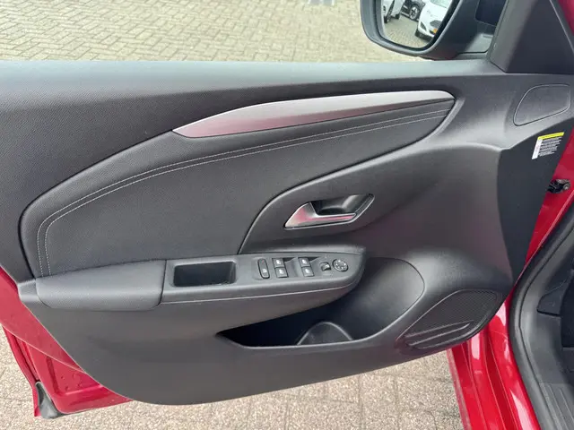 Opel Corsa 1.2 GS Line 2022 Benzine 12