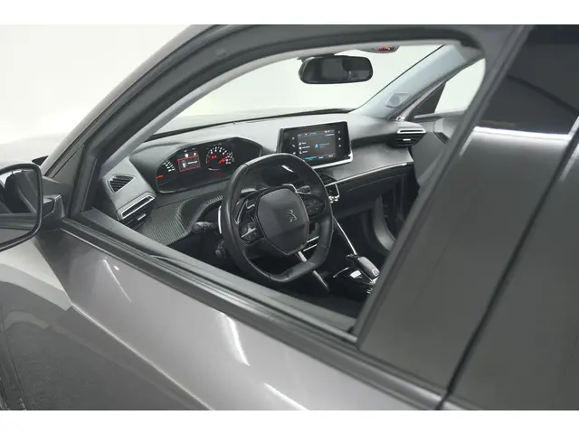 Peugeot 2008 2