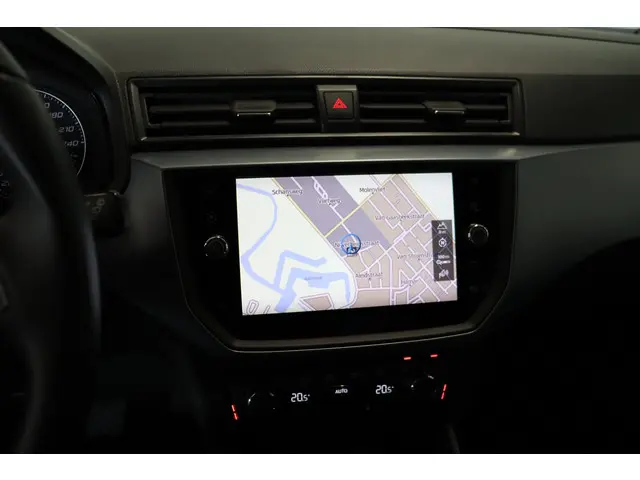 SEAT Arona 1.0 TSI Style Business Intense 2019 Benzine 17