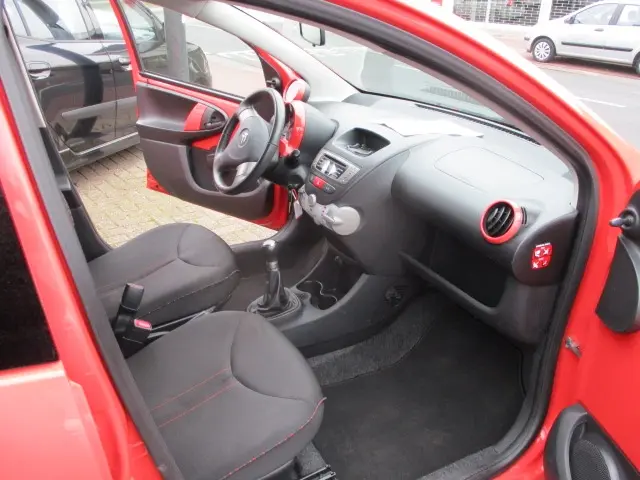 Citroën C1 1.0 Attraction 2013 Benzine 10