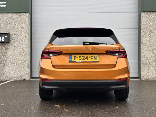 Škoda Fabia 1.0 TSI Business Edition 2022 Benzine 10