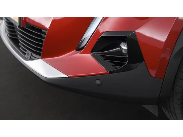 Peugeot 2008 PureTech 130 GT 2022 Benzine 16