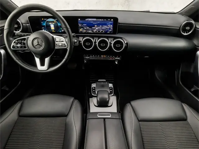 Mercedes-Benz A-Klasse 200 Sport 2019 Benzine 6