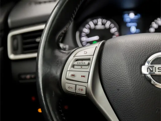 Nissan QASHQAI 1.2 Connect Sport 2014 Benzine 19