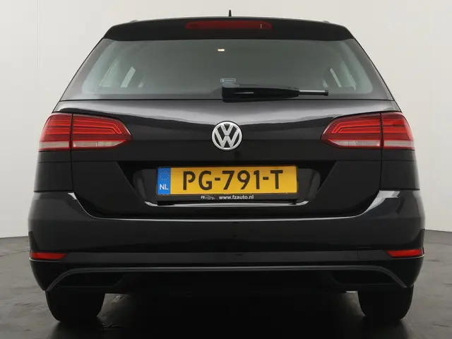 Volkswagen Golf Variant 1.0 TSI Trendline 2017 Benzine 4